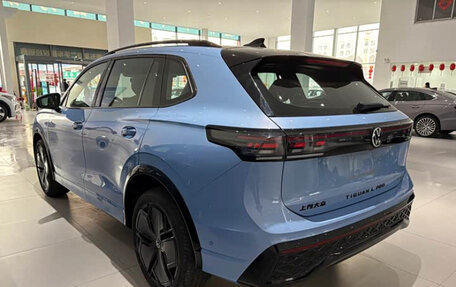 Volkswagen Tiguan, 2026 год, 3 840 000 рублей, 2 фотография