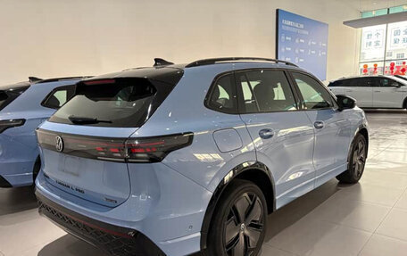 Volkswagen Tiguan, 2026 год, 3 840 000 рублей, 3 фотография