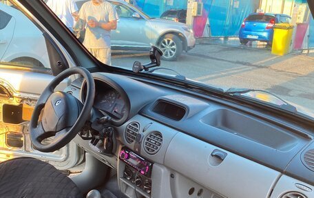 Renault Kangoo II рестайлинг, 2006 год, 155 000 рублей, 11 фотография