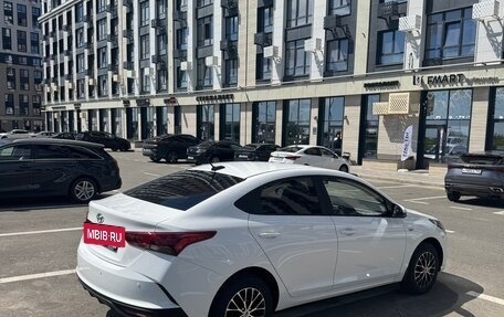 Hyundai Solaris II рестайлинг, 2022 год, 2 430 000 рублей, 4 фотография