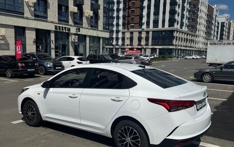 Hyundai Solaris II рестайлинг, 2022 год, 2 430 000 рублей, 6 фотография