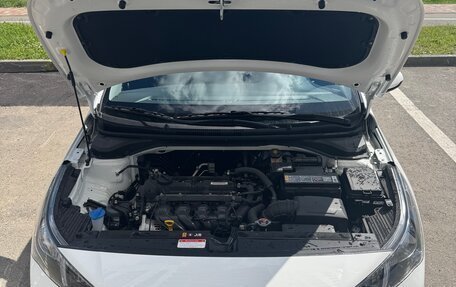 Hyundai Solaris II рестайлинг, 2022 год, 2 430 000 рублей, 9 фотография