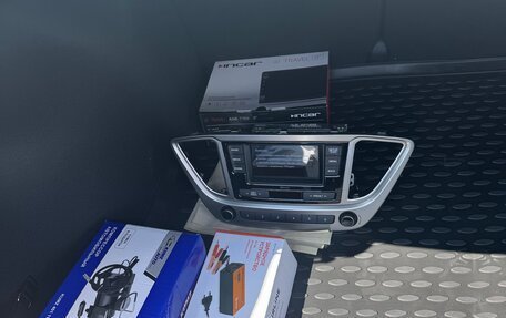 Hyundai Solaris II рестайлинг, 2022 год, 2 430 000 рублей, 20 фотография
