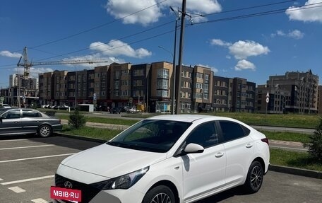 Hyundai Solaris II рестайлинг, 2022 год, 2 430 000 рублей, 8 фотография