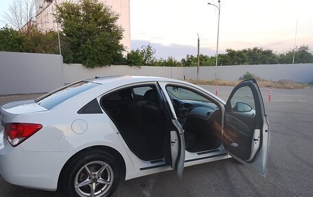 Chevrolet Cruze II, 2012 год, 750 000 рублей, 6 фотография