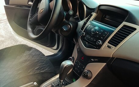 Chevrolet Cruze II, 2012 год, 750 000 рублей, 8 фотография
