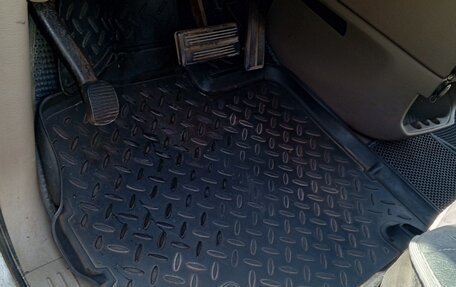 Chrysler Voyager IV, 2001 год, 555 680 рублей, 32 фотография