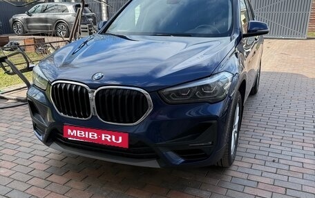 BMW X1, 2020 год, 3 300 000 рублей, 3 фотография
