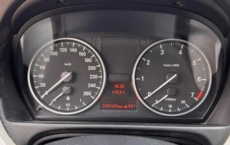 BMW 3 серия, 2010 год, 850 000 рублей, 11 фотография