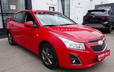 Chevrolet Cruze II, 2013 год, 800 000 рублей, 3 фотография