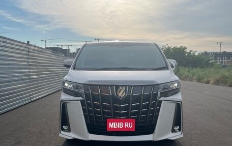 Toyota Alphard III, 2020 год, 4 550 000 рублей, 4 фотография
