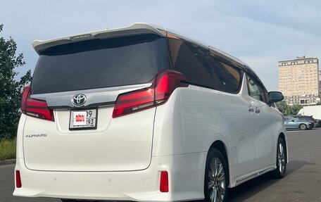 Toyota Alphard III, 2020 год, 4 550 000 рублей, 8 фотография