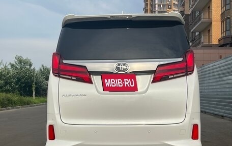 Toyota Alphard III, 2020 год, 4 550 000 рублей, 7 фотография