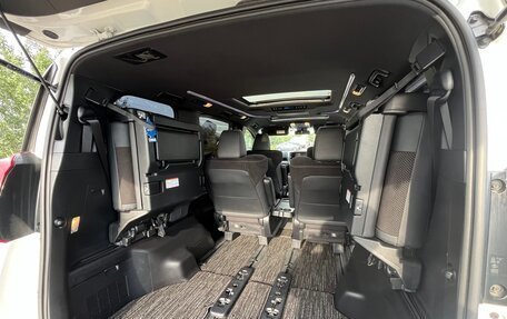 Toyota Alphard III, 2020 год, 4 550 000 рублей, 14 фотография