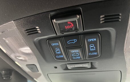 Toyota Alphard III, 2020 год, 4 550 000 рублей, 17 фотография