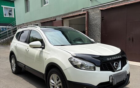 Nissan Qashqai+2 I, 2010 год, 1 фотография