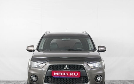 Mitsubishi Outlander III рестайлинг 3, 2010 год, 1 299 000 рублей, 2 фотография