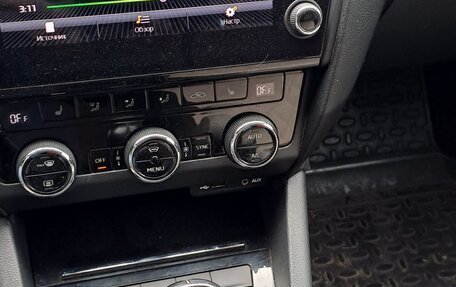 Skoda Octavia, 2017 год, 1 780 000 рублей, 8 фотография