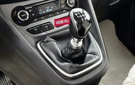 Ford Tourneo Connect II рестайлинг, 2018 год, 1 850 000 рублей, 17 фотография