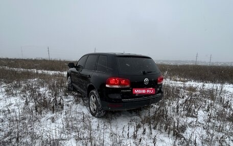 Volkswagen Touareg III, 2006 год, 725 000 рублей, 3 фотография