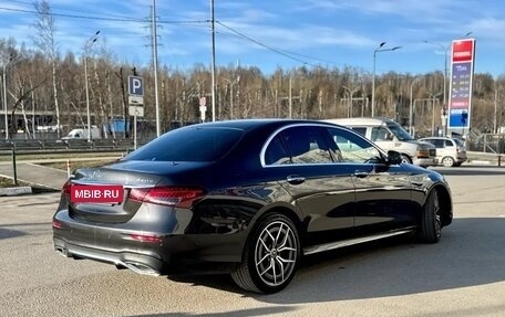 Mercedes-Benz E-Класс, 2020 год, 5 233 000 рублей, 2 фотография
