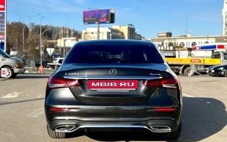 Mercedes-Benz E-Класс, 2020 год, 5 233 000 рублей, 12 фотография
