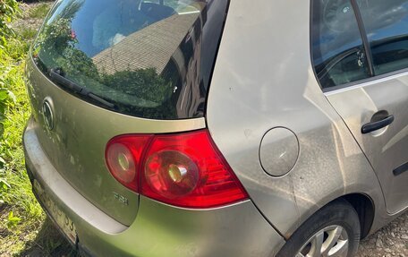 Volkswagen Golf V, 2004 год, 285 000 рублей, 4 фотография