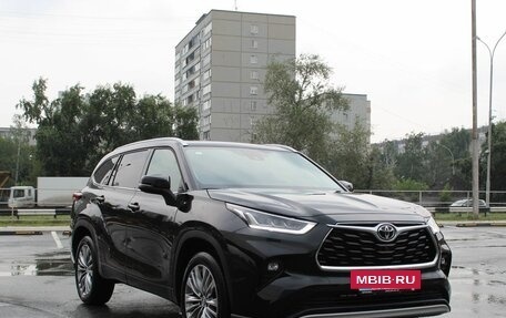 Toyota Highlander, 2026 год, 5 300 000 рублей, 3 фотография