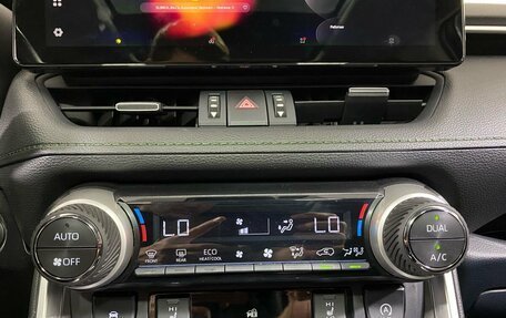 Toyota RAV4, 2024 год, 3 647 000 рублей, 23 фотография