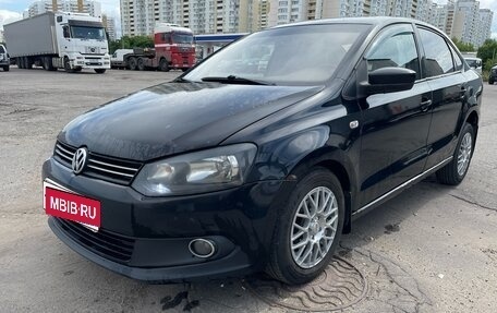 Volkswagen Polo VI (EU Market), 2011 год, 450 000 рублей, 1 фотография