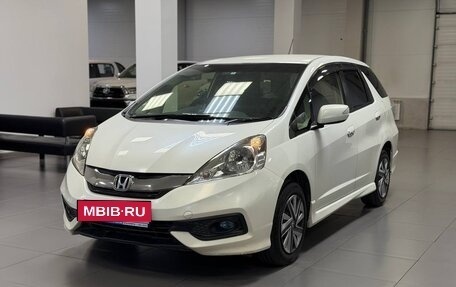 Honda Fit Shuttle I рестайлинг, 2014 год, 935 000 рублей, 1 фотография