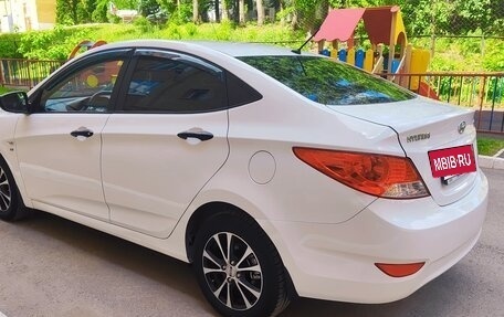Hyundai Solaris II рестайлинг, 2013 год, 777 000 рублей, 4 фотография