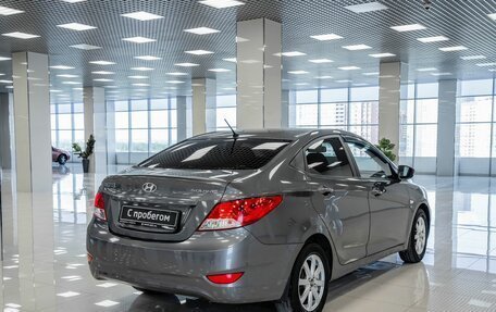 Hyundai Solaris II рестайлинг, 2013 год, 835 000 рублей, 2 фотография