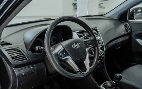 Hyundai Solaris II рестайлинг, 2013 год, 835 000 рублей, 9 фотография
