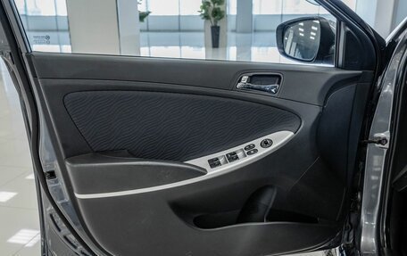 Hyundai Solaris II рестайлинг, 2013 год, 835 000 рублей, 14 фотография