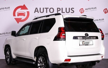 Toyota Land Cruiser Prado 150 рестайлинг 2, 2017 год, 4 240 000 рублей, 3 фотография