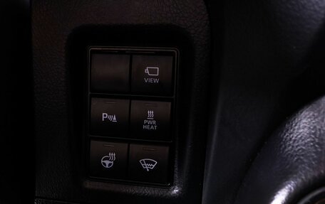 Toyota Land Cruiser Prado 150 рестайлинг 2, 2017 год, 4 240 000 рублей, 14 фотография