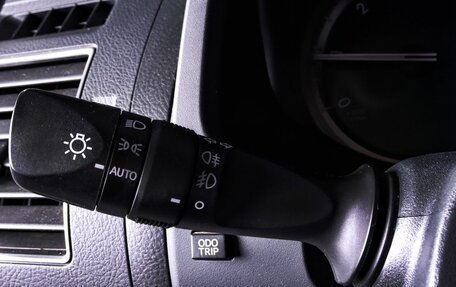 Toyota Land Cruiser Prado 150 рестайлинг 2, 2017 год, 4 240 000 рублей, 15 фотография