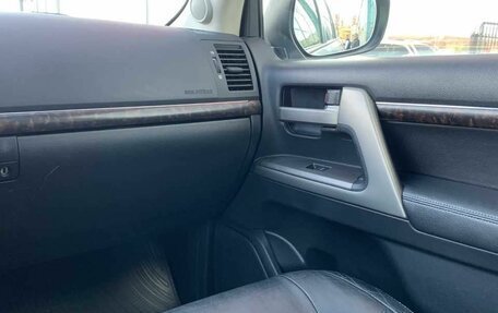 Toyota Land Cruiser 200, 2011 год, 2 700 000 рублей, 18 фотография