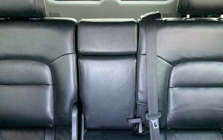 Toyota Land Cruiser 200, 2011 год, 2 700 000 рублей, 22 фотография