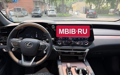 Lexus RX IV рестайлинг, 2025 год, 11 550 000 рублей, 18 фотография