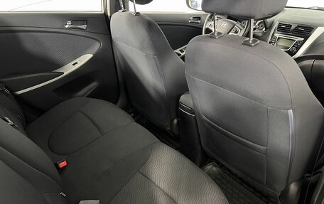 Hyundai Solaris II рестайлинг, 2011 год, 750 000 рублей, 11 фотография