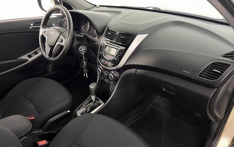 Hyundai Solaris II рестайлинг, 2011 год, 750 000 рублей, 12 фотография