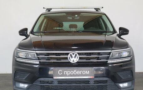 Volkswagen Tiguan II, 2018 год, 1 999 000 рублей, 2 фотография