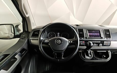 Volkswagen Multivan T6 рестайлинг, 2019 год, 3 999 999 рублей, 20 фотография