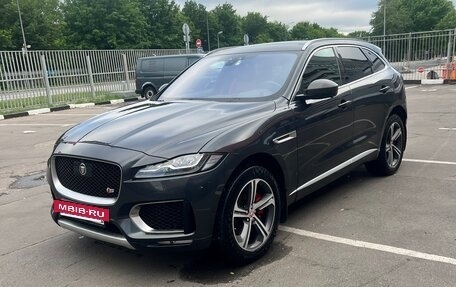 Jaguar F-Pace, 2017 год, 2 550 000 рублей, 2 фотография