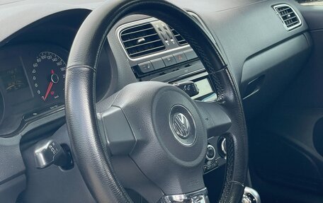 Volkswagen Polo VI (EU Market), 2011 год, 450 000 рублей, 15 фотография