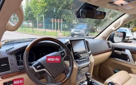 Toyota Land Cruiser 200, 2016 год, 5 750 000 рублей, 9 фотография