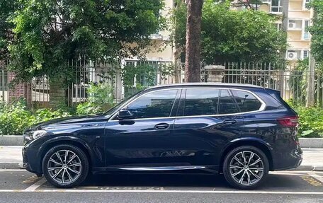 BMW X5, 2022 год, 5 735 000 рублей, 3 фотография