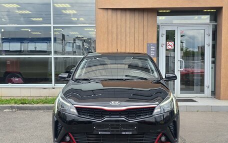 KIA Rio IV, 2021 год, 1 650 000 рублей, 2 фотография